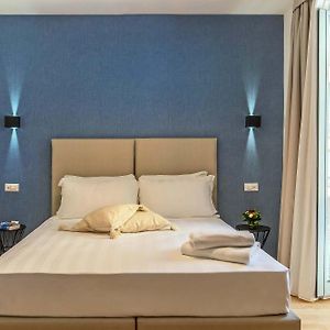 Camera standard con letto queen size